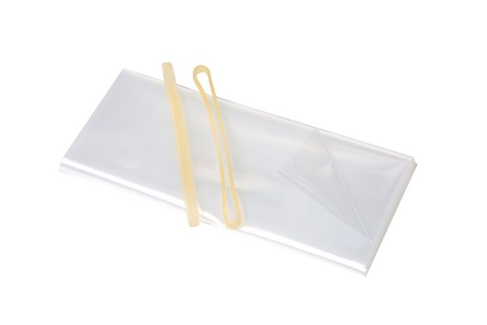 DEF454 Plastic Sleeve Cover 15cm x 100cm 2x Rubber Bands 31 DP